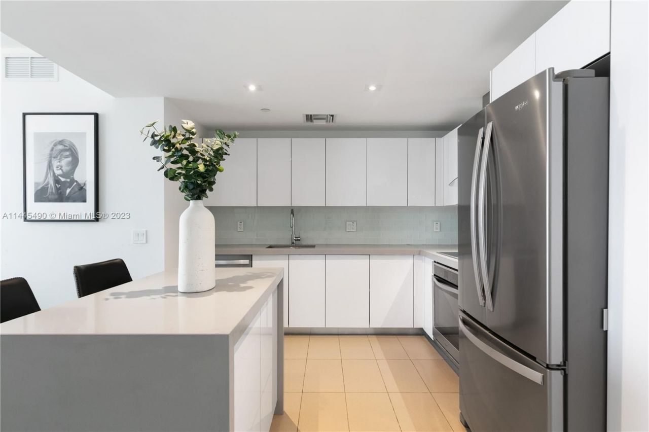 Квартира в Майами, США, 80 м² - фото 15