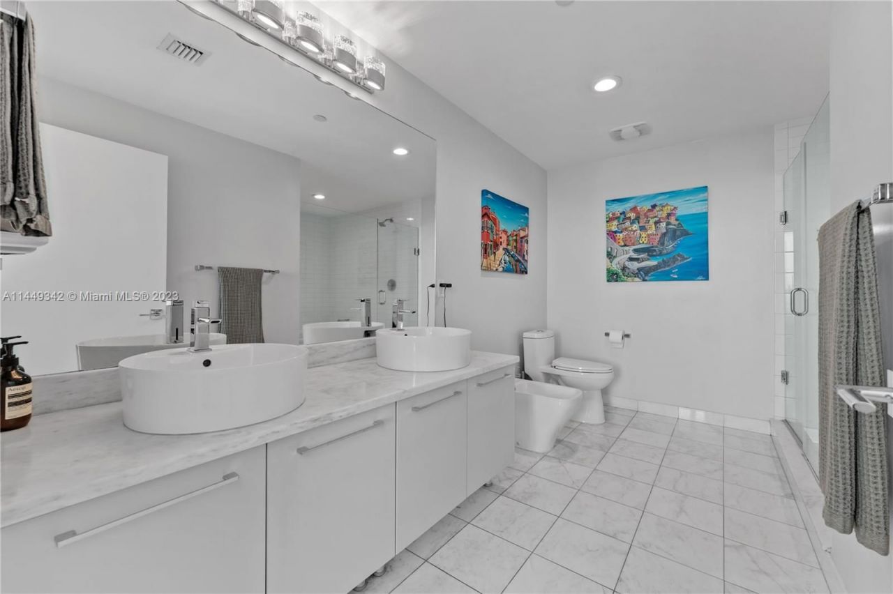 Квартира в Майами, США, 90 м² - фото 11