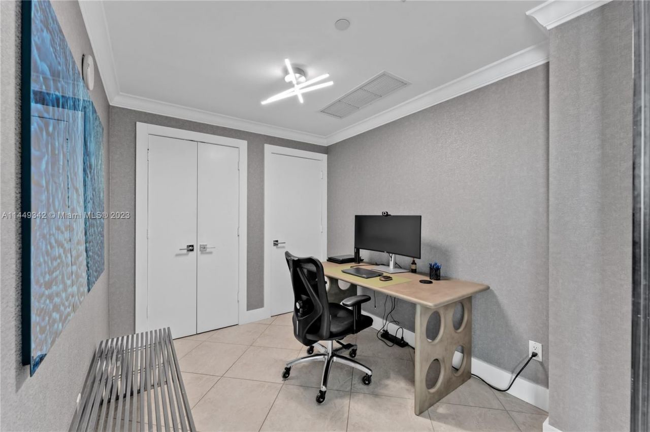 Квартира в Майами, США, 90 м² - фото 13