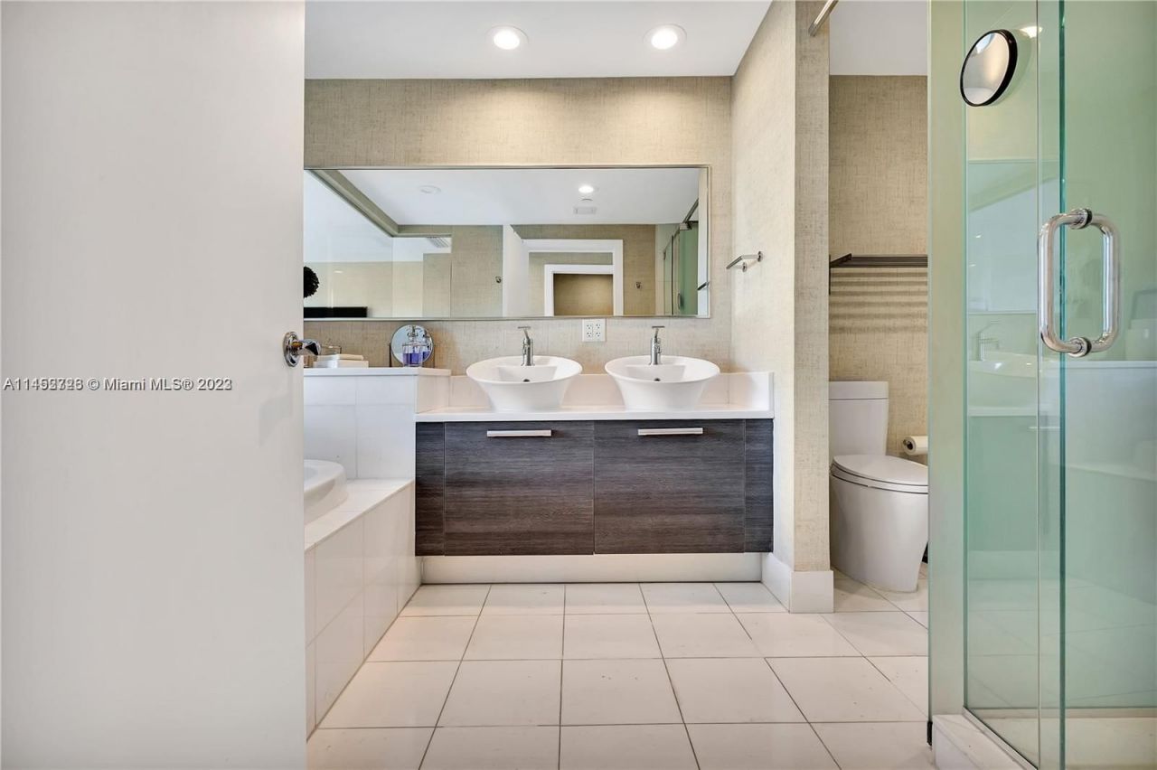 Квартира в Майами, США, 110 м² - фото 14