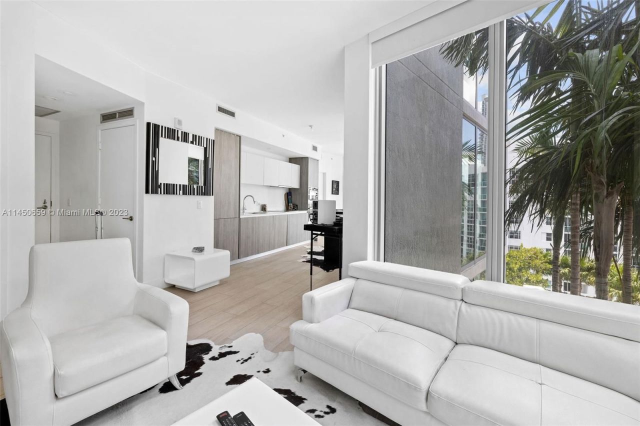 Квартира в Майами, США, 85 м² - фото 14