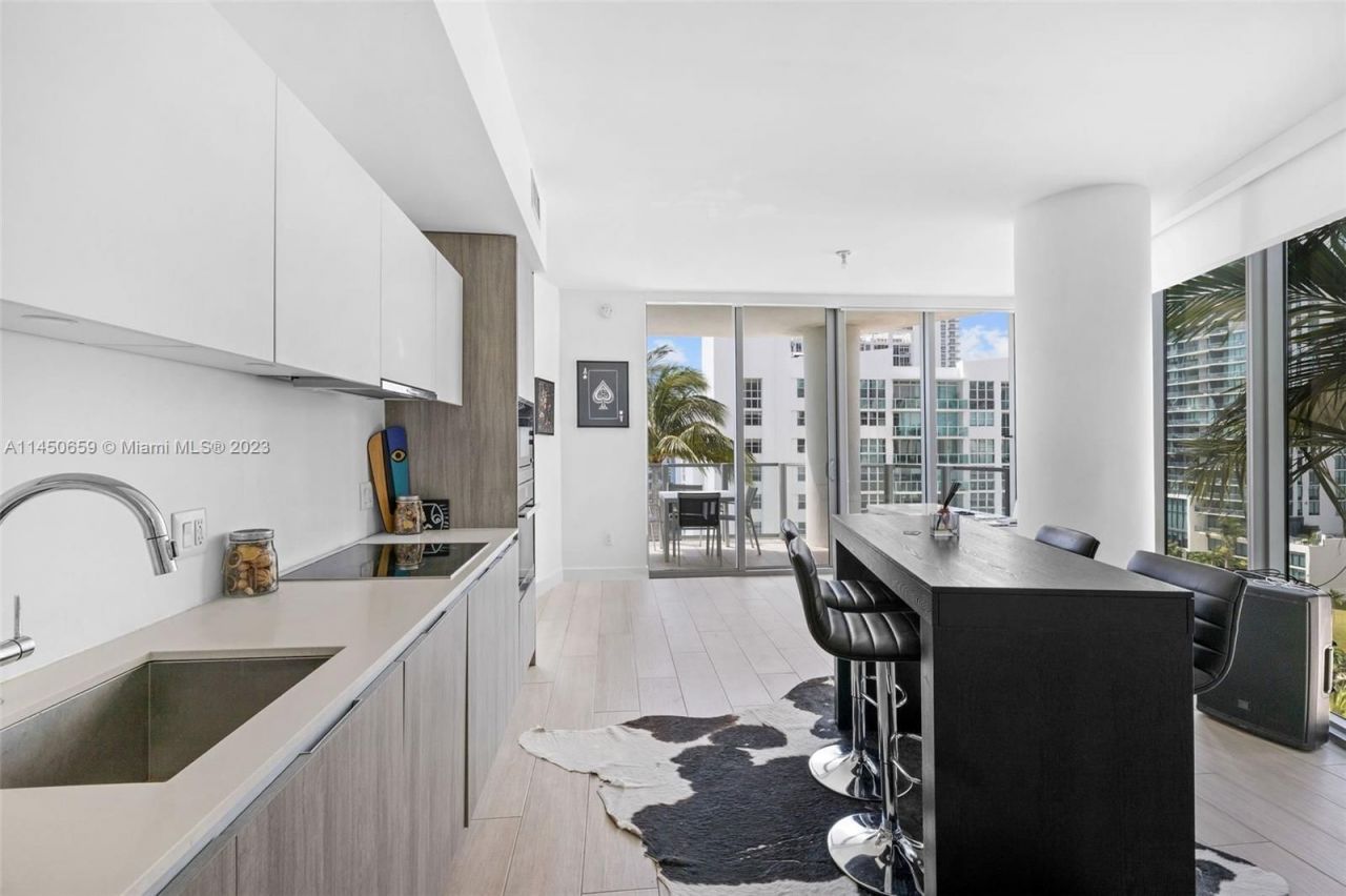 Квартира в Майами, США, 85 м² - фото 4