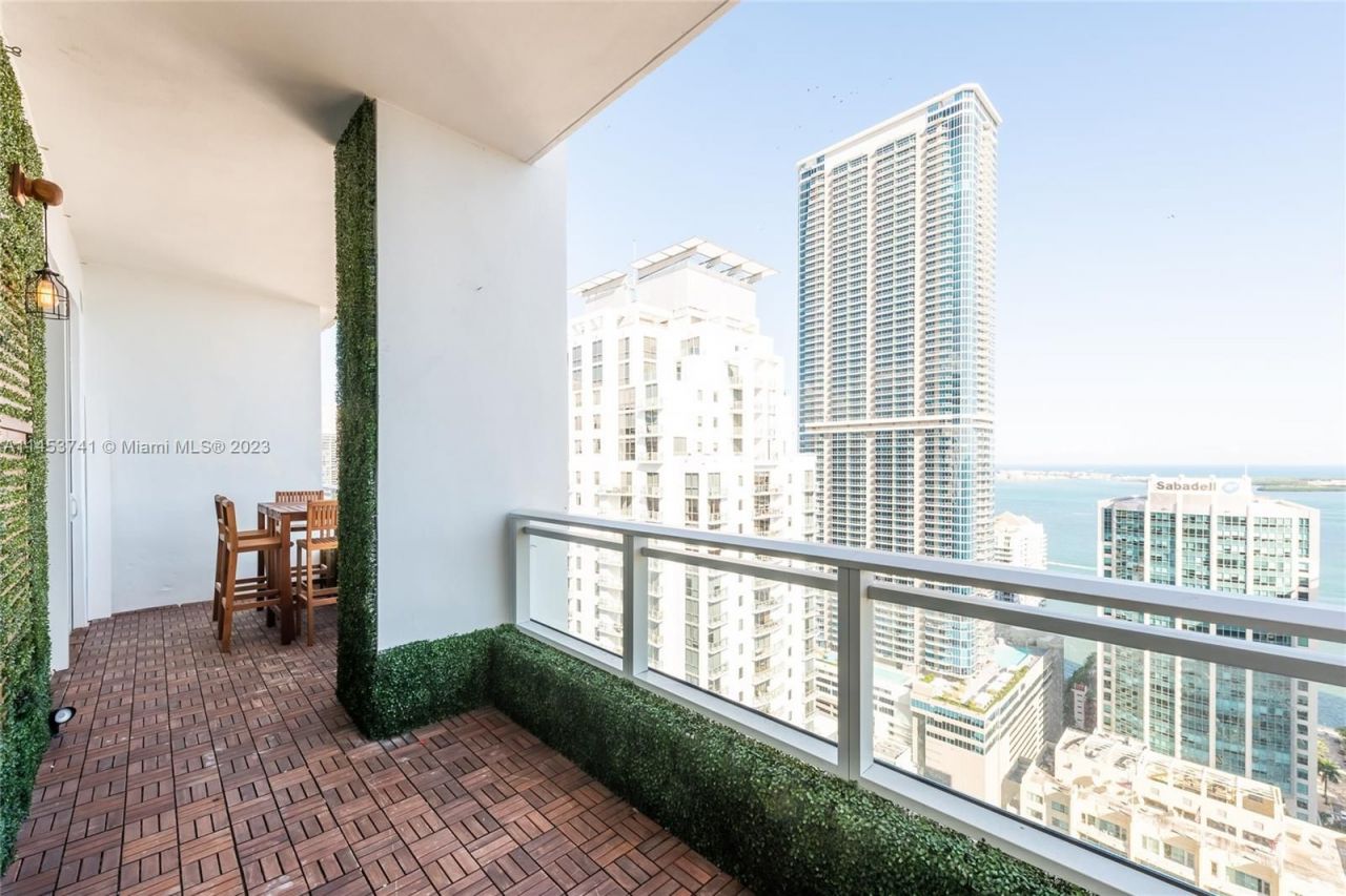 Квартира в Майами, США, 78 м² - фото 2