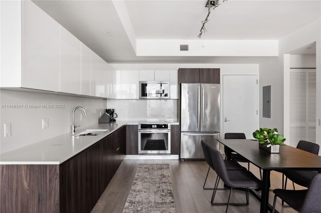 Квартира в Майами, США, 100 м² - фото 2