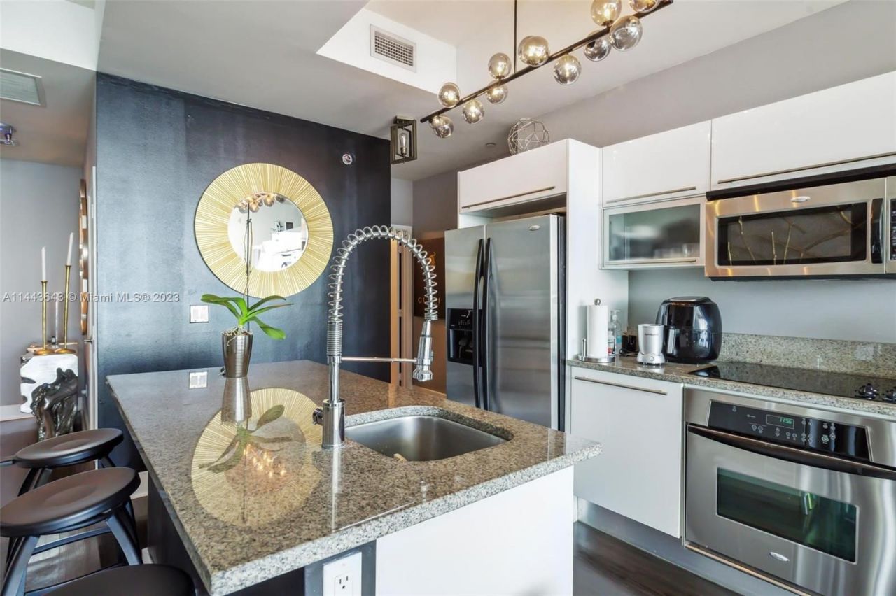 Квартира в Майами, США, 110 м² - фото 8