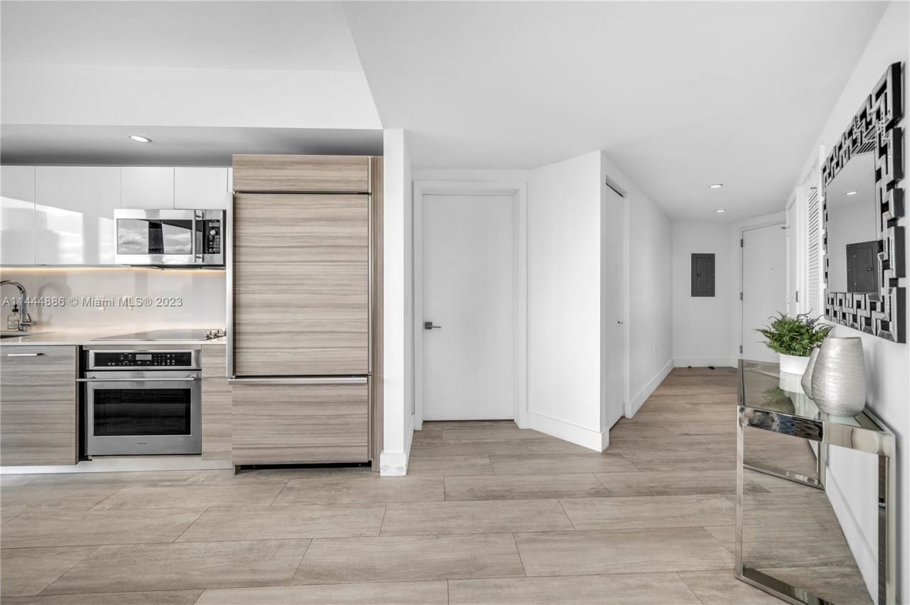 Квартира в Майами, США, 100 м² - фото 8