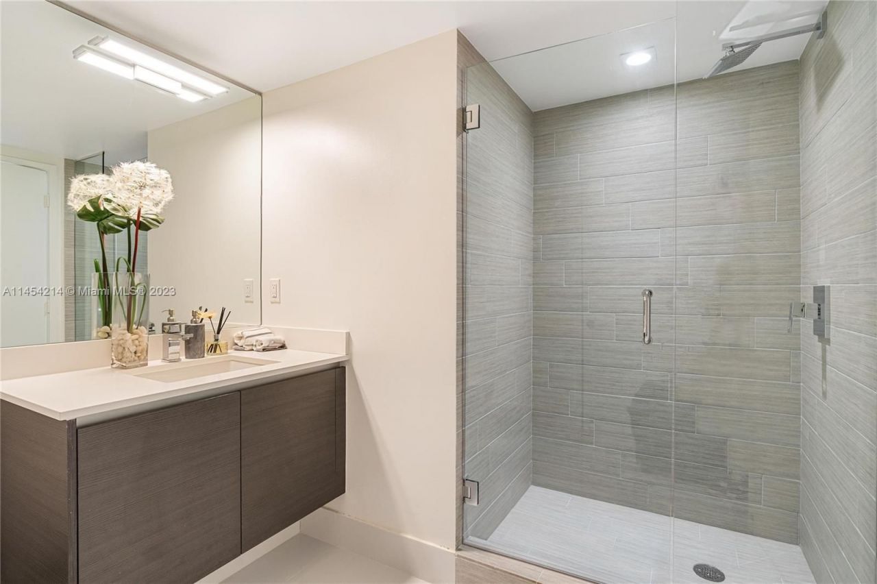 Квартира в Майами, США, 140 м² - фото 15