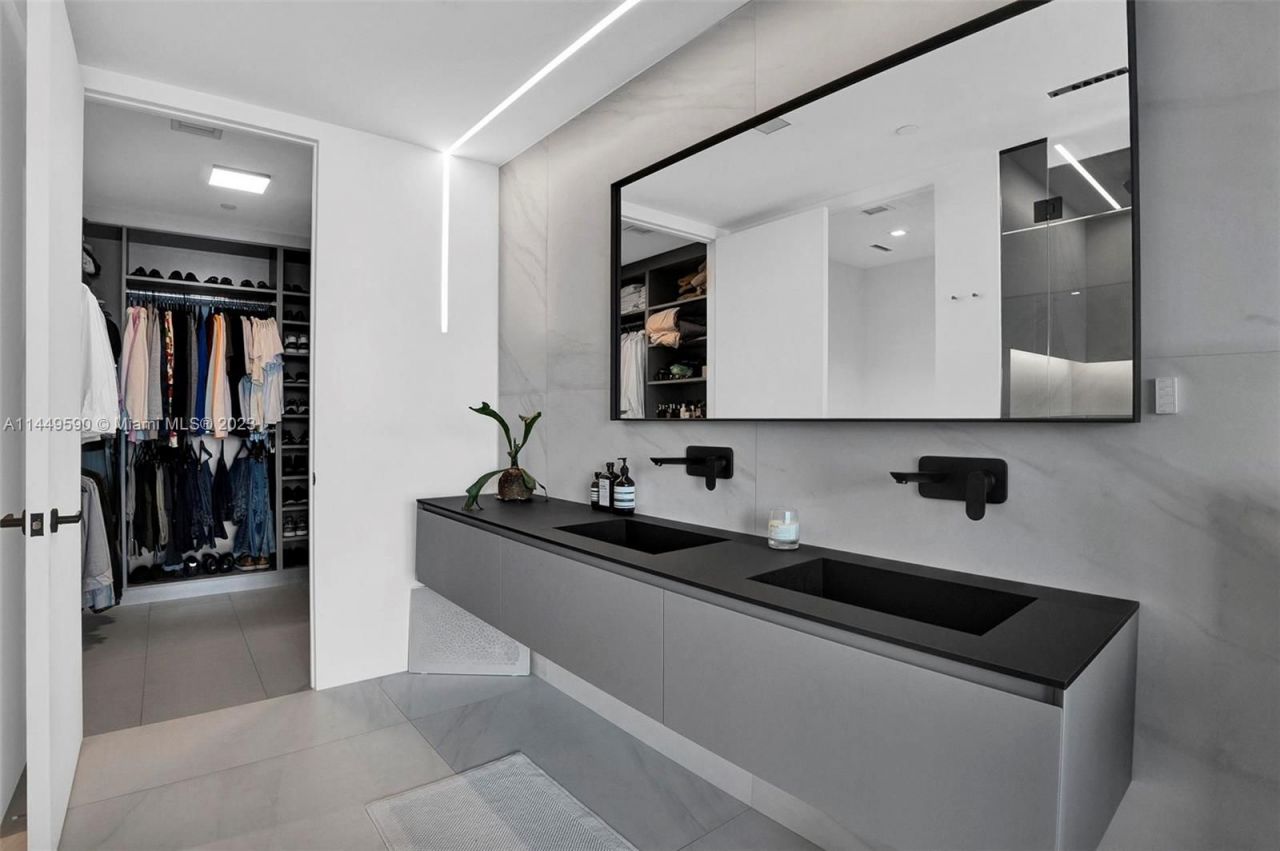 Квартира в Майами, США, 140 м² - фото 11