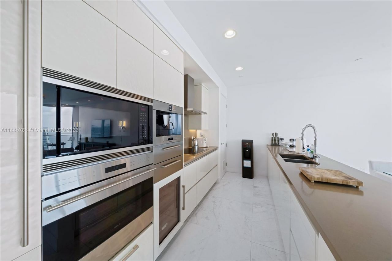 Квартира в Майами, США, 200 м² - фото 6