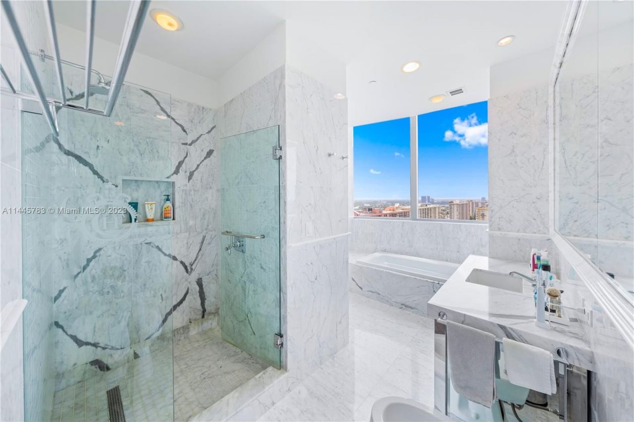 Квартира в Майами, США, 200 м² - фото 10