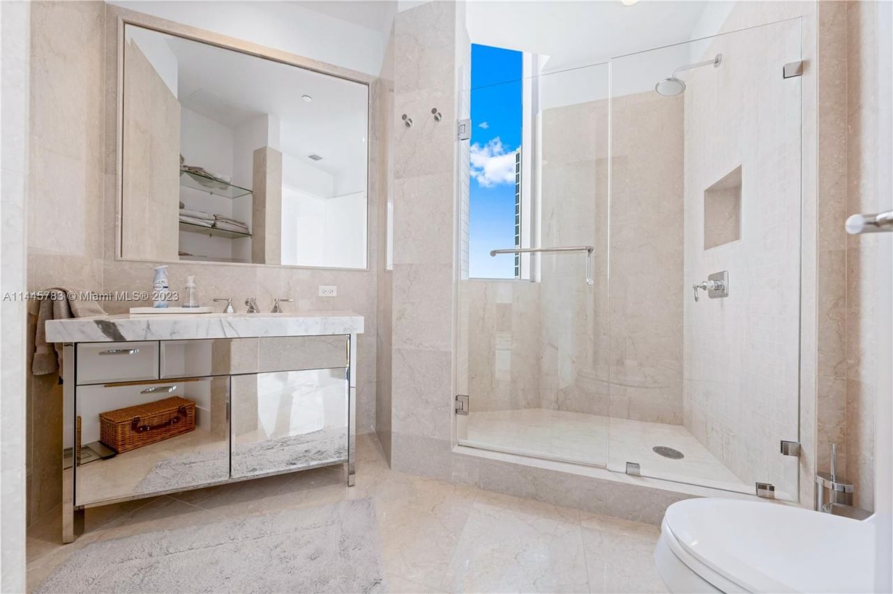 Квартира в Майами, США, 200 м² - фото 16