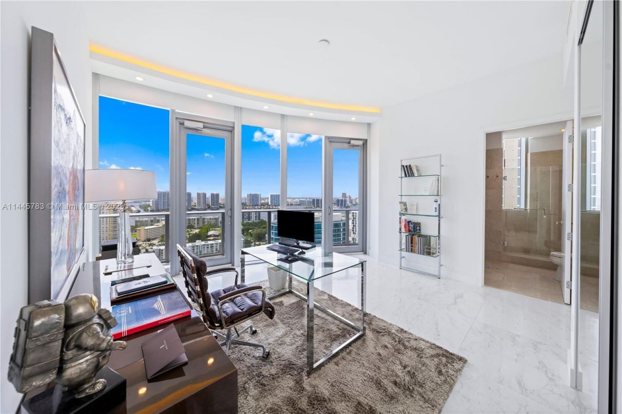 Квартира в Майами, США, 200 м² - фото 15