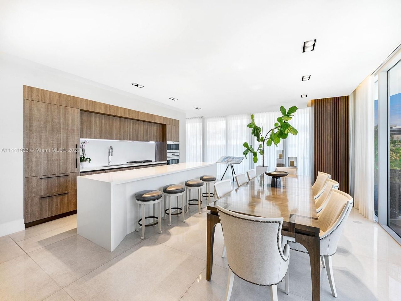 Квартира в Майами, США, 280 м² - фото 2