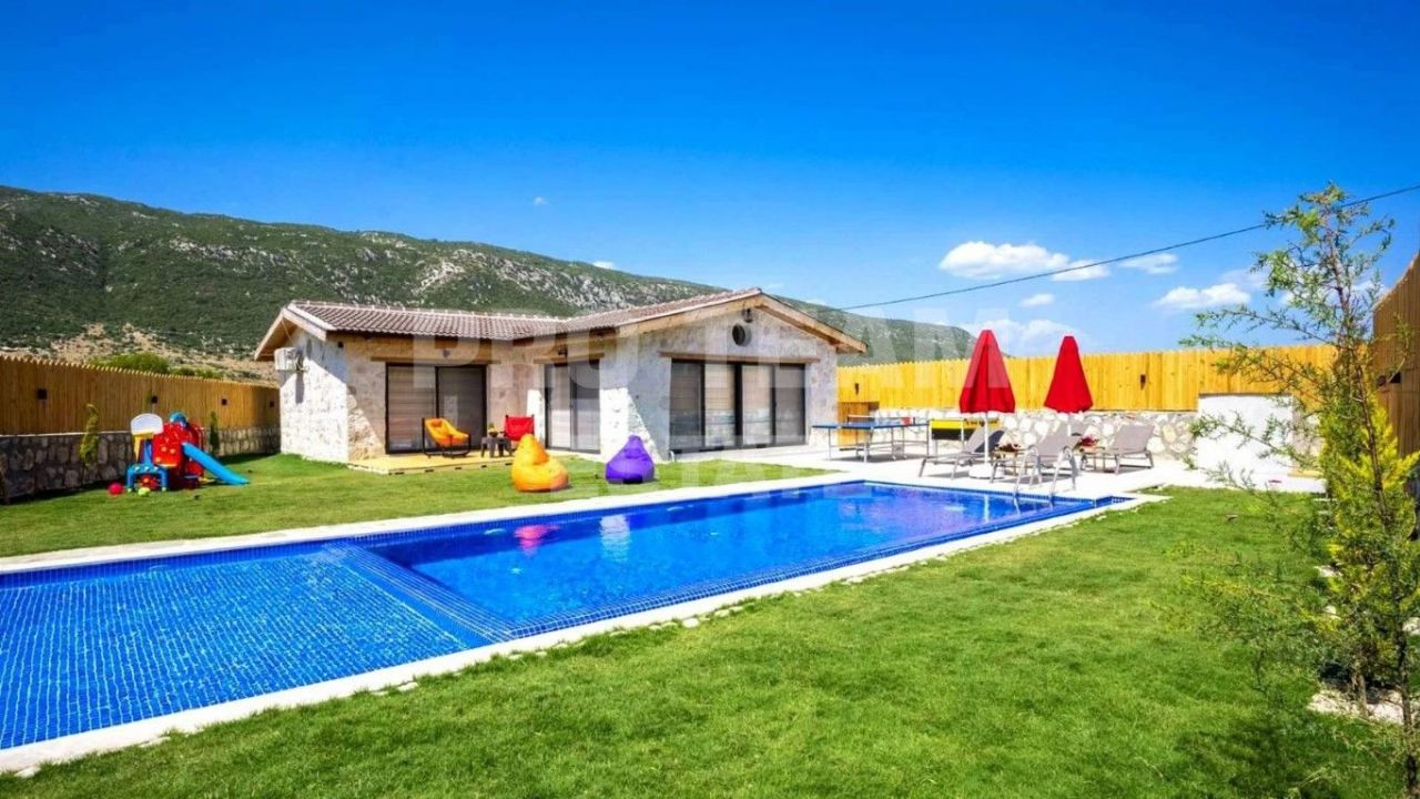 Вилла в Каше, Турция, 150 м² - фото 1