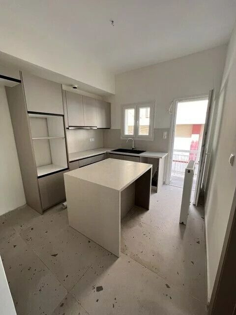 Квартира в Афинах, Греция, 80 м² - фото 1