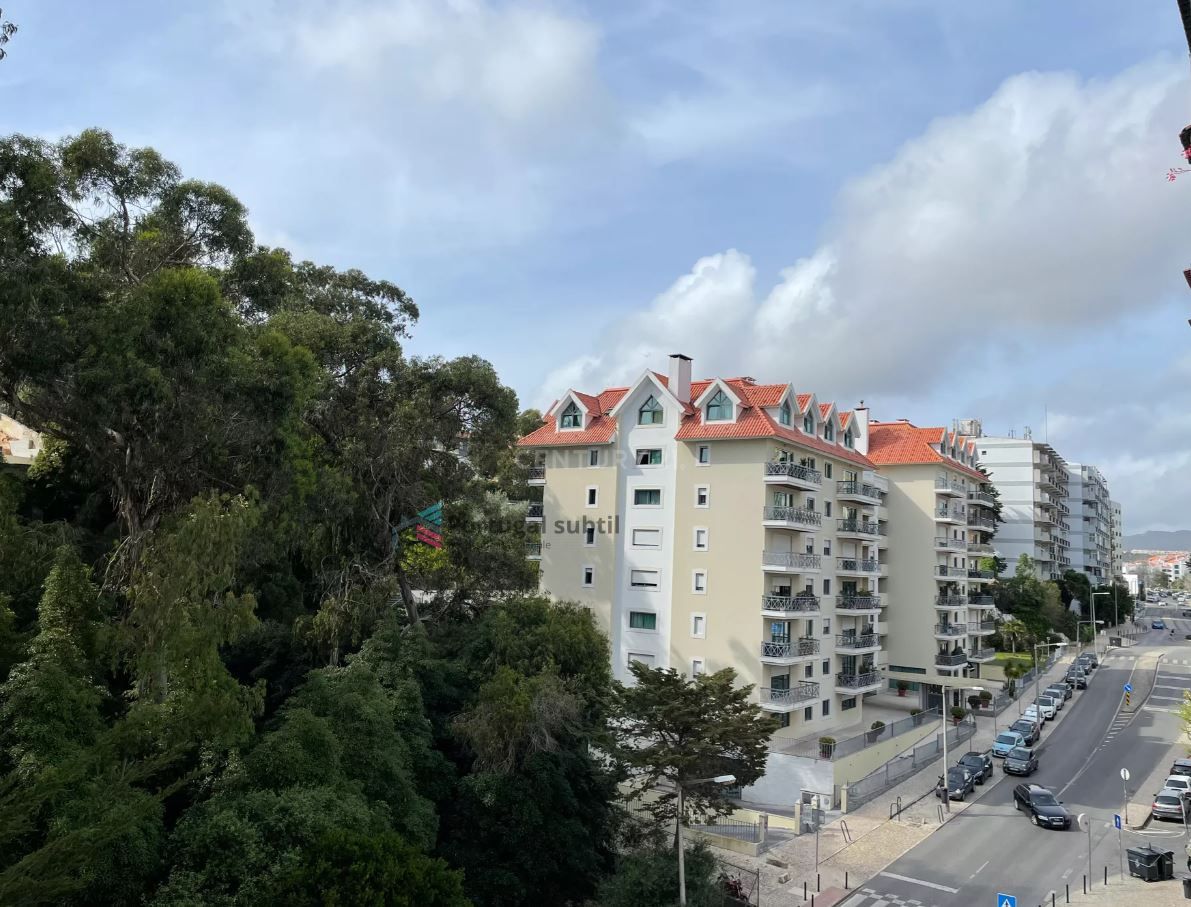 Квартира в Эшториле, Португалия, 94 м2 - фото 1