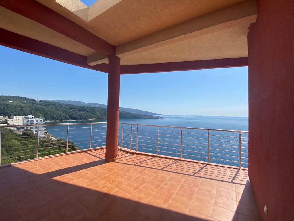 Квартира в Добра Воде, Черногория, 227 м² - фото 6