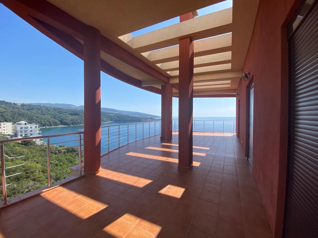 Квартира в Добра Воде, Черногория, 227 м² - фото 7