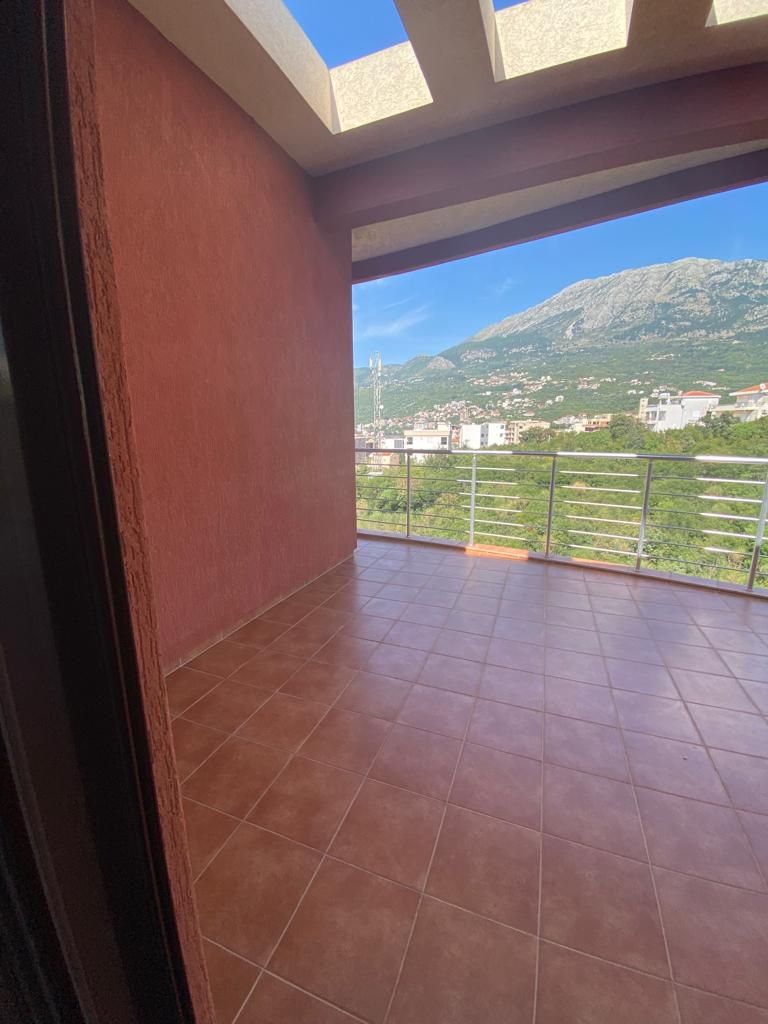 Квартира в Добра Воде, Черногория, 227 м² - фото 8