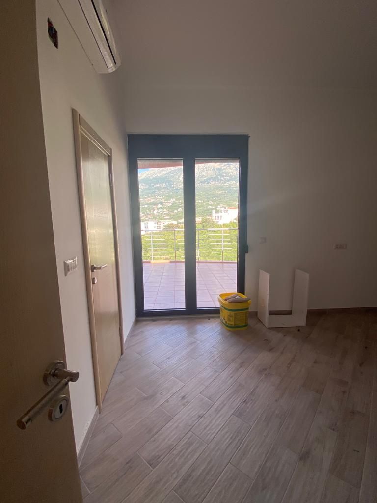 Квартира в Добра Воде, Черногория, 227 м² - фото 16