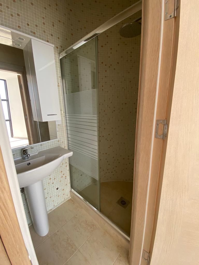 Квартира в Добра Воде, Черногория, 227 м² - фото 18