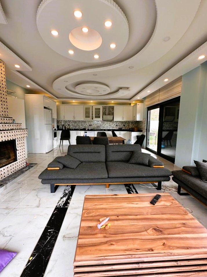 Вилла в Алании, Турция, 390 м² - фото 1
