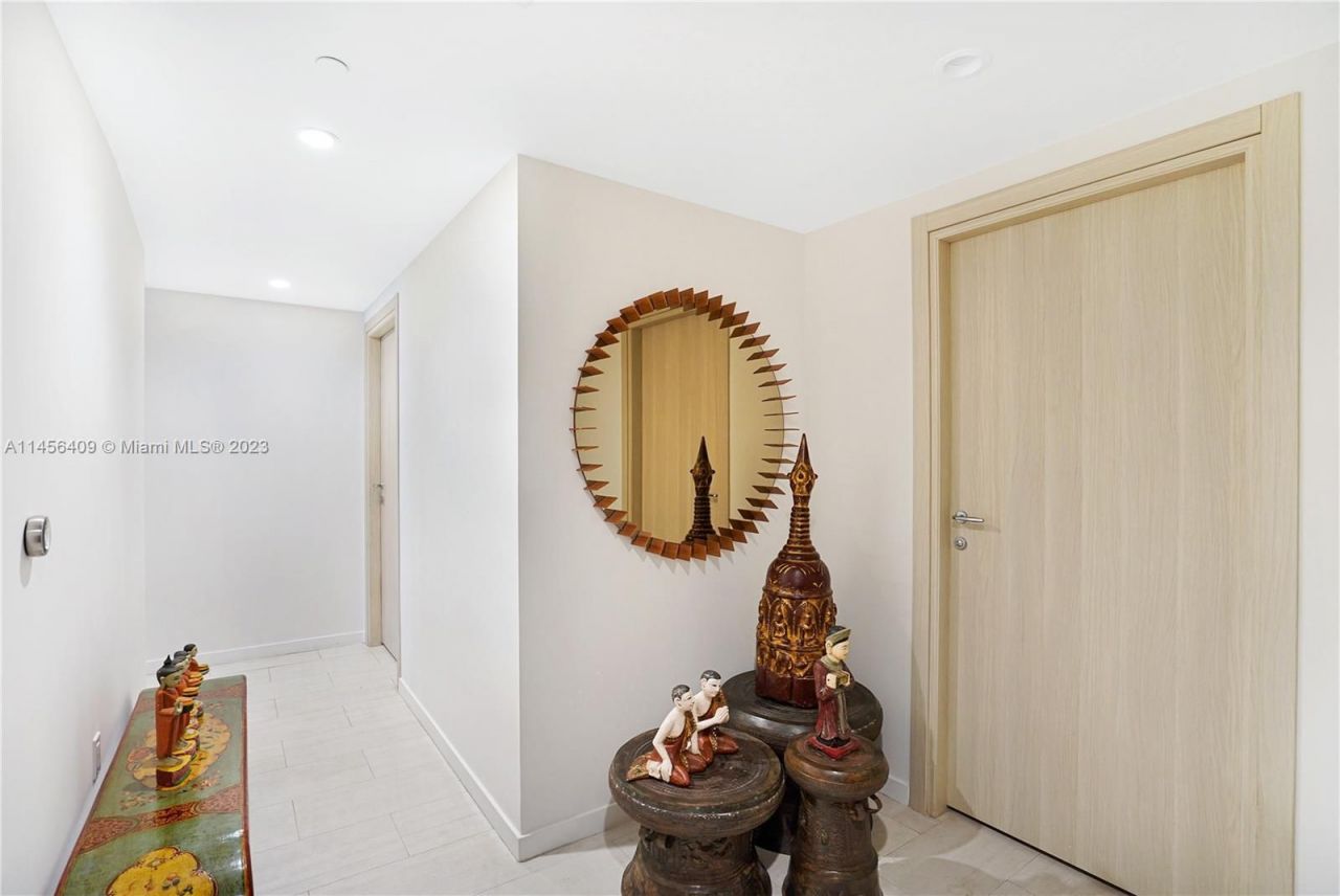 Квартира в Майами, США, 180 м² - фото 11