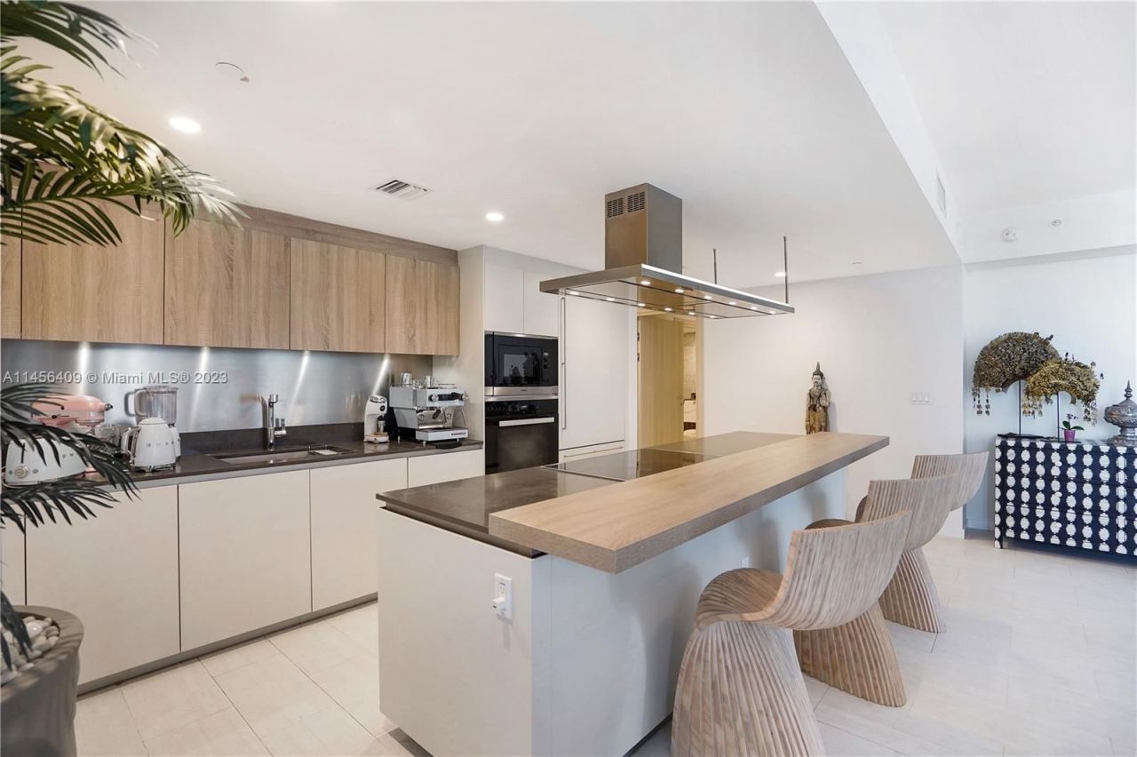 Квартира в Майами, США, 180 м² - фото 3