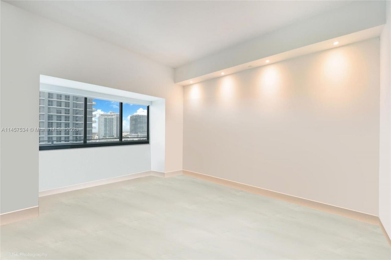 Квартира в Майами, США, 110 м² - фото 11