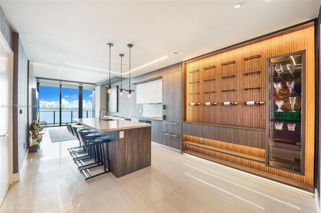 Квартира в Майами, США, 110 м² - фото 2