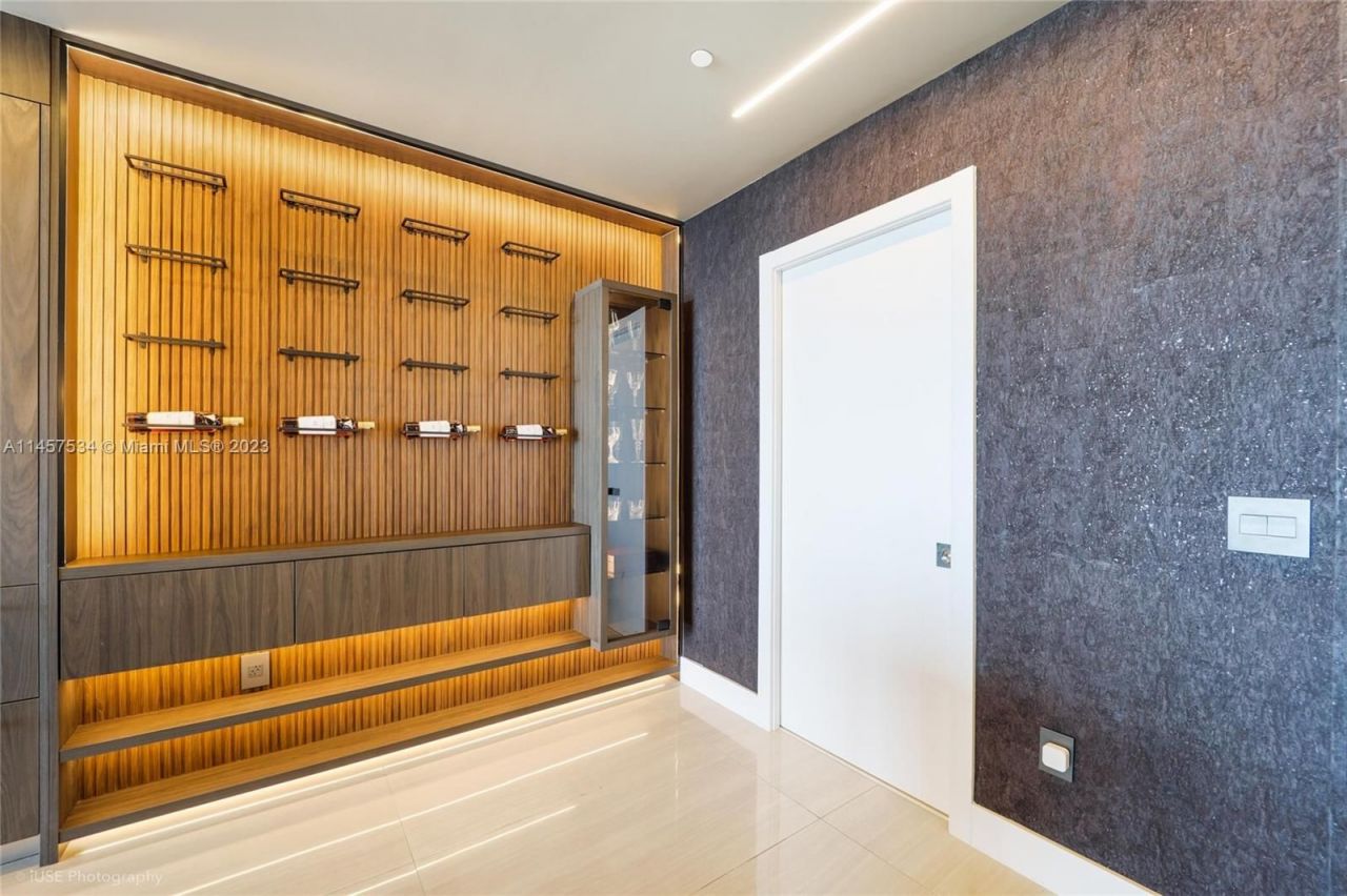 Квартира в Майами, США, 110 м² - фото 13