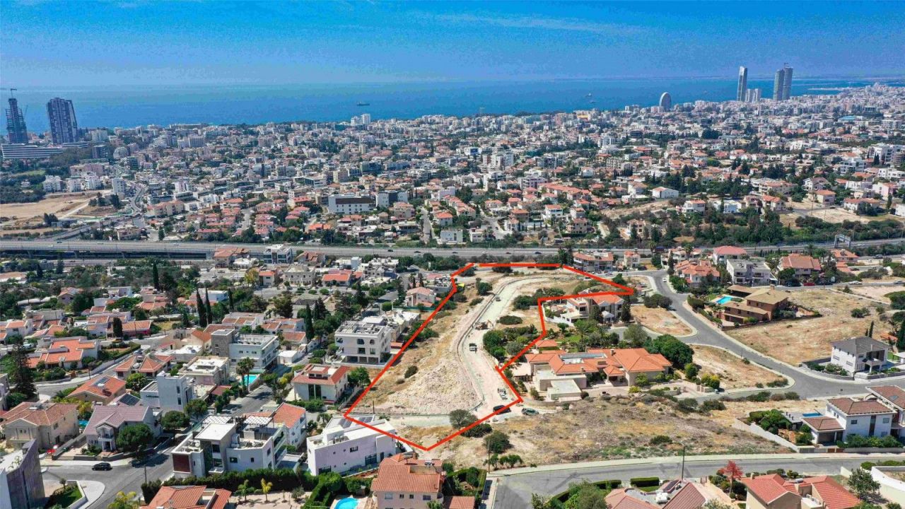 Земля в Лимасоле, Кипр, 857 м2 - фото 1