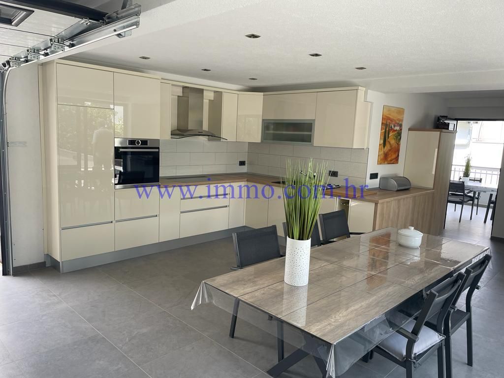 Дом в Трогире, Хорватия, 548 м² - фото 16