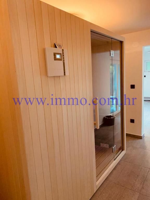 Вилла в Опатии, Хорватия, 250 м² - фото 13