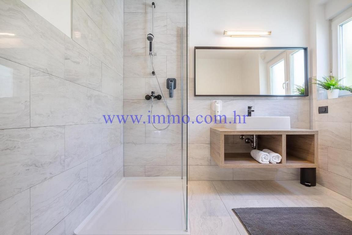 Вилла в Опатии, Хорватия, 250 м² - фото 12