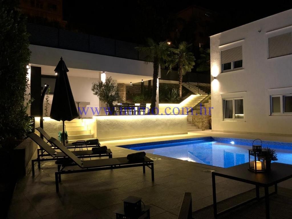 Вилла в Опатии, Хорватия, 250 м² - фото 18