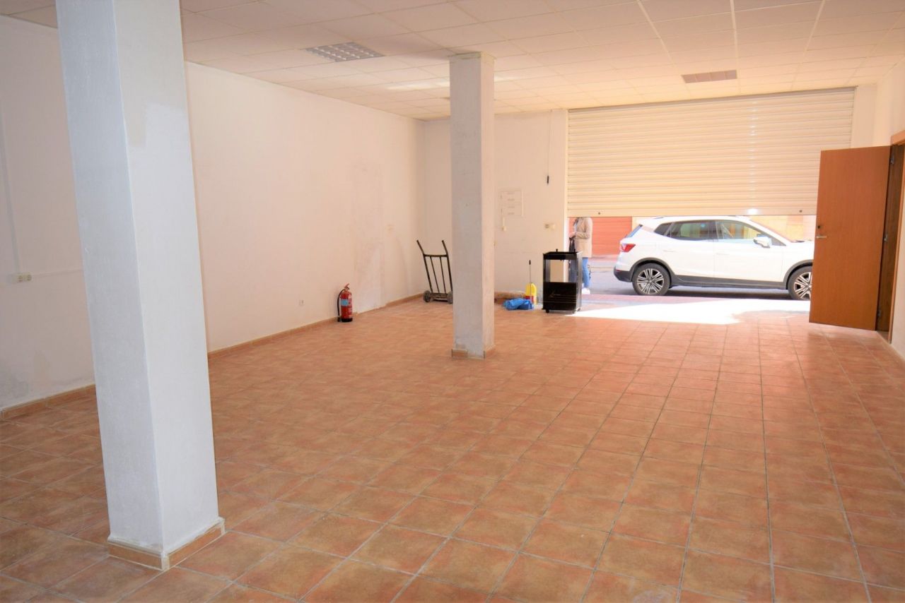 Офис в Гуардамар-дель-Сегура, Испания, 110 м² - фото 1