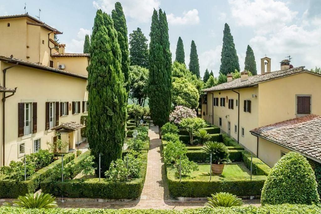 Поместье во Флоренции, Италия, 1 000 м² - фото 3