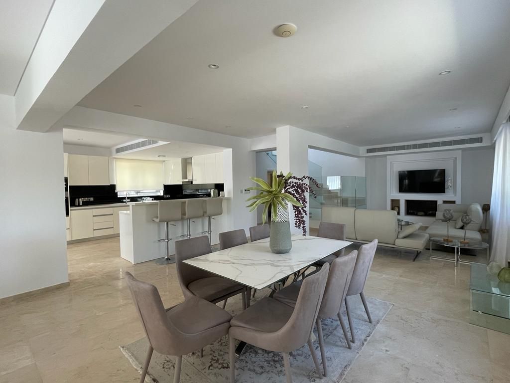 Вилла в Пафосе, Кипр, 250 м² - фото 8