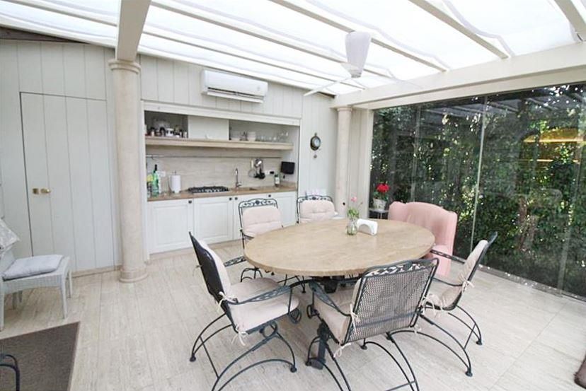 Вилла в Форте деи Марми, Италия, 200 м² - фото 11