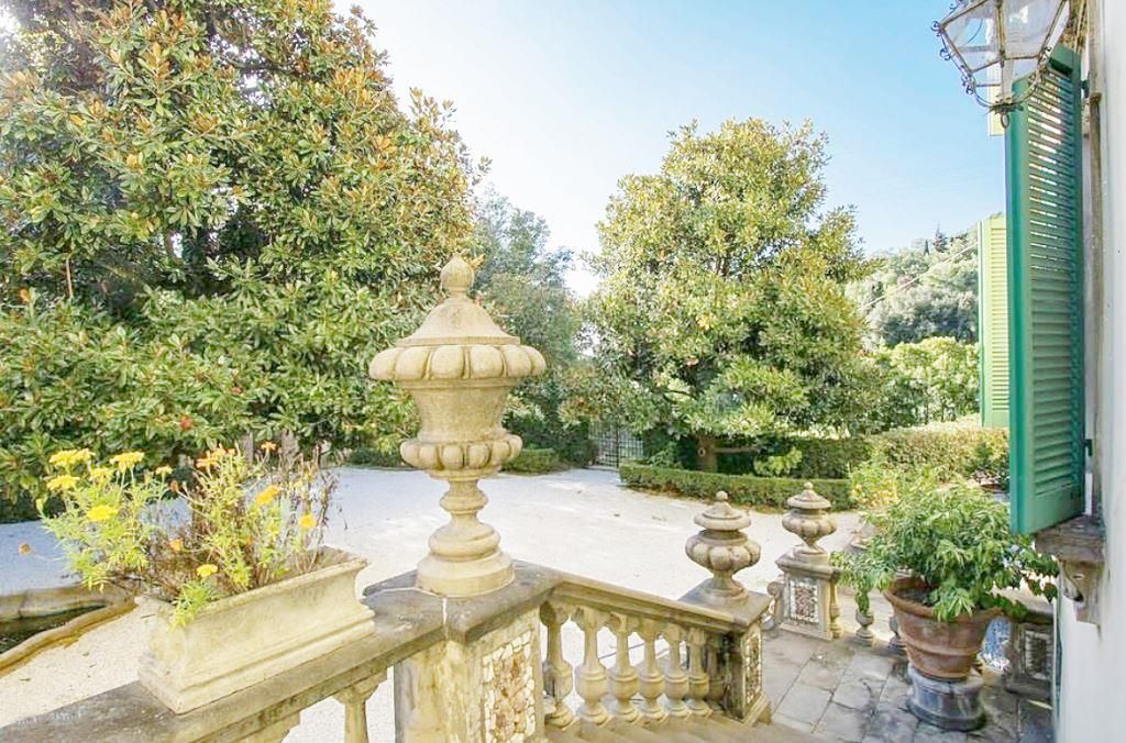 Особняк в Массарозе, Италия, 1 180 м² - фото 4