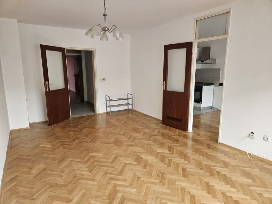 Квартира в Загребе, Хорватия, 81 м² - фото 1