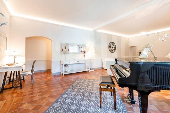 Вилла в Форте деи Марми, Италия, 470 м² - фото 9