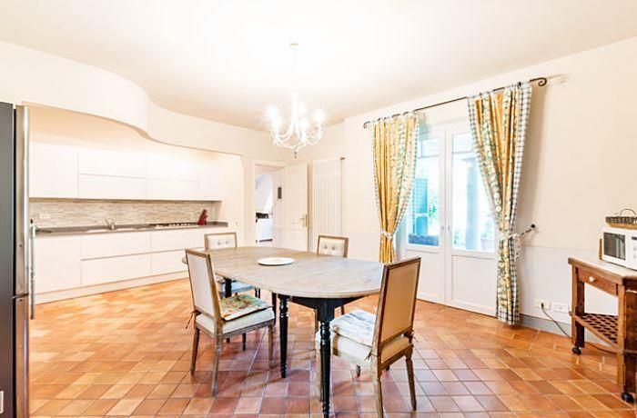 Вилла в Форте деи Марми, Италия, 470 м² - фото 13