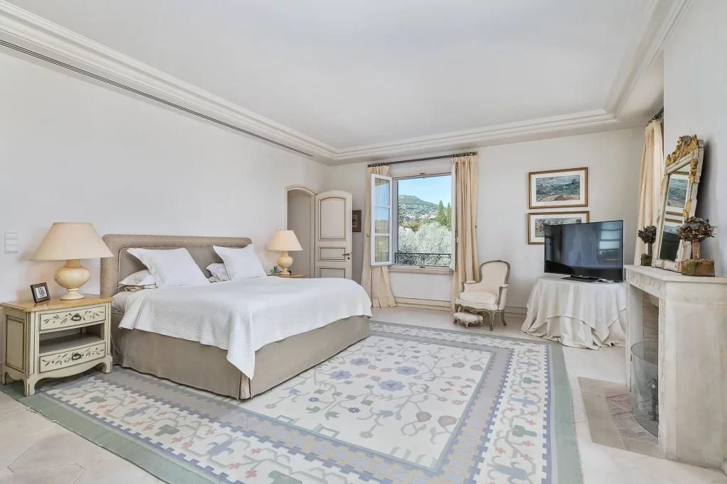 Вилла в Шатонёф-Грасе, Франция, 968 м² - фото 16