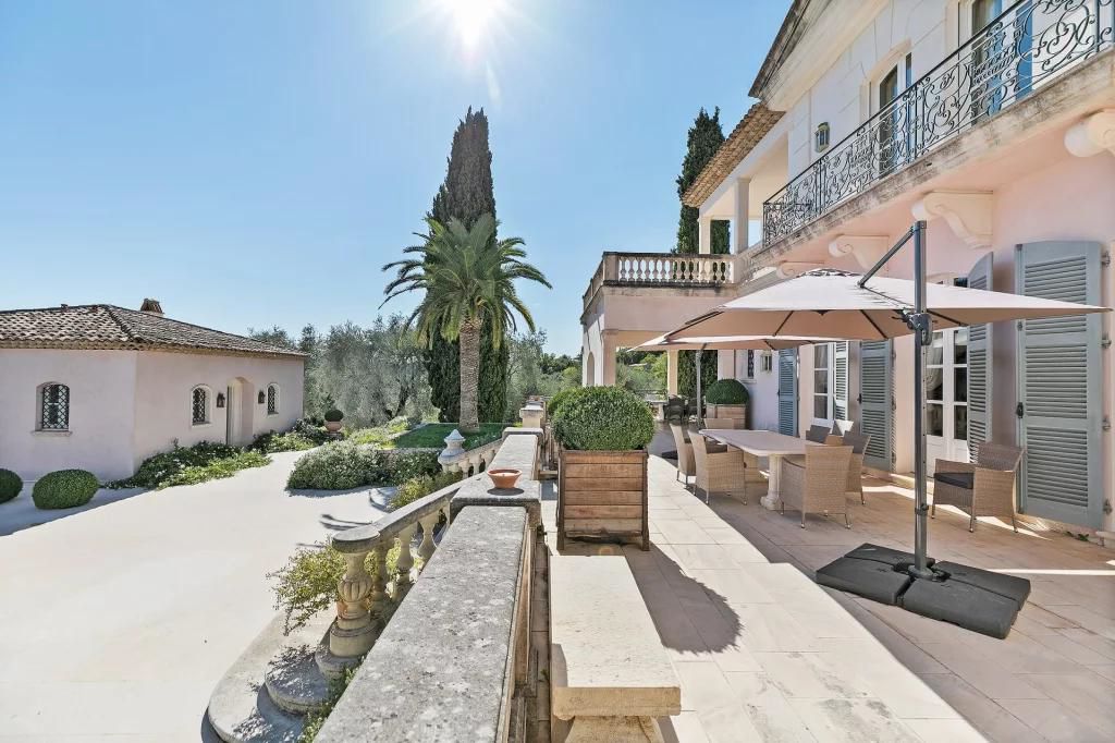 Вилла в Шатонёф-Грасе, Франция, 968 м² - фото 11