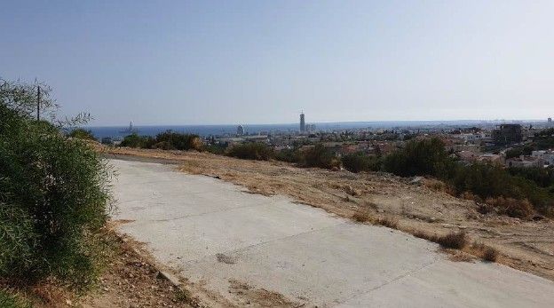 Земля в Лимасоле, Кипр, 1 294 м2 - фото 1