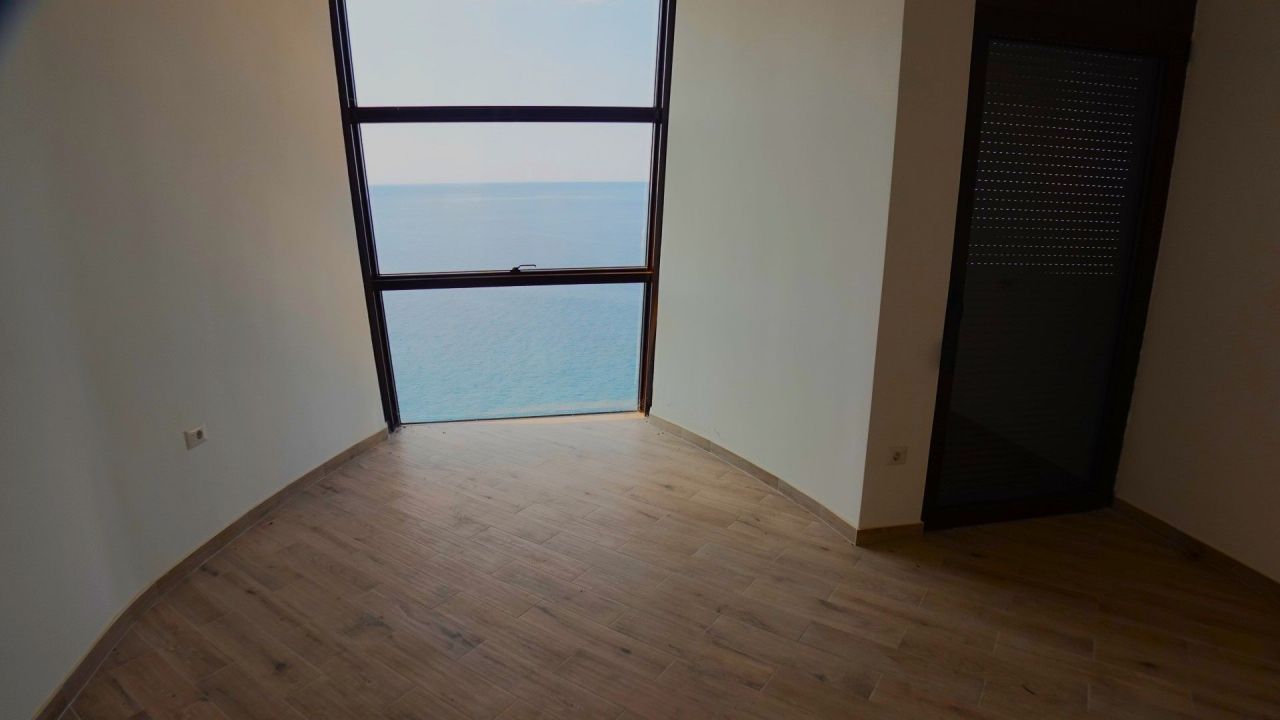 Квартира в Добра Воде, Черногория, 227 м² - фото 13