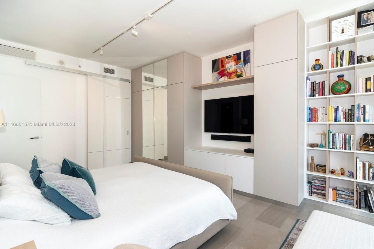 Квартира в Майами, США, 180 м² - фото 11