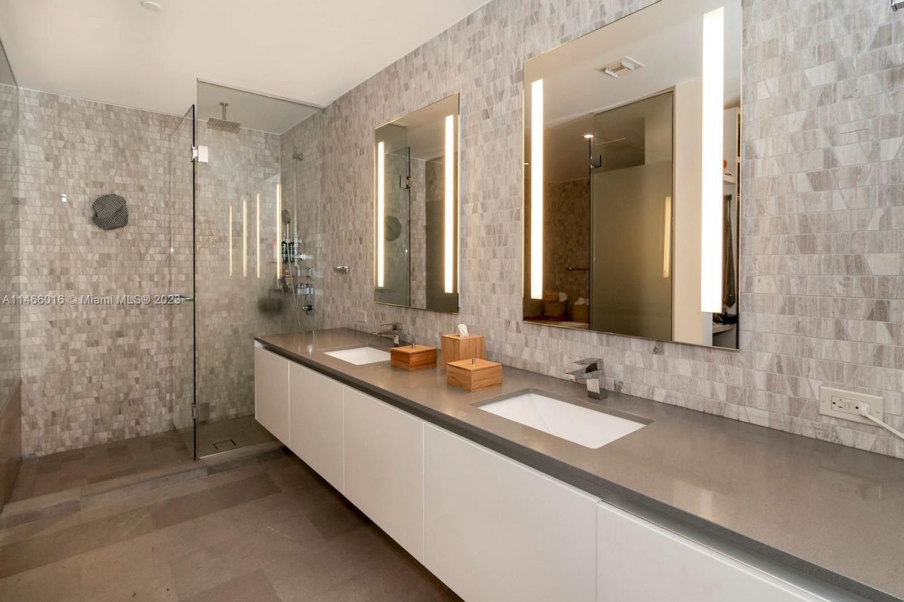 Квартира в Майами, США, 180 м² - фото 12